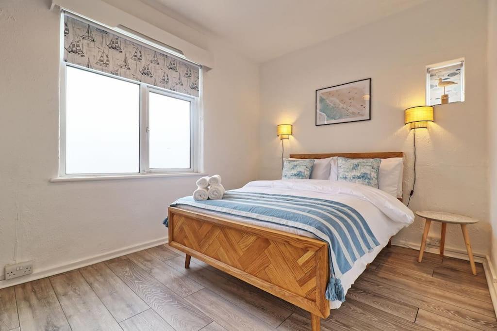 High View House, 3 Bed Flat, Number 41a Apartment