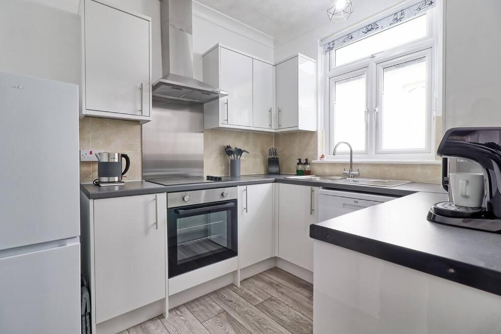 High View House, 3 Bed Flat, Number 41a