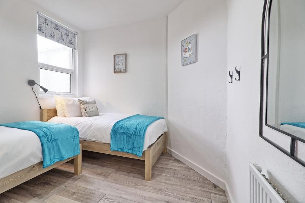High View House, 3 Bed Flat, Number 41a
